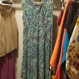 Beutiful pastel pointelism dress